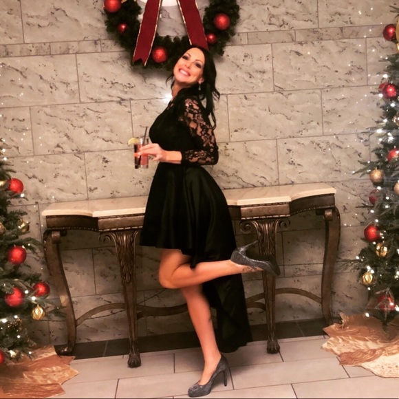 Meet your Posher, Sara - Picture 2 of 2